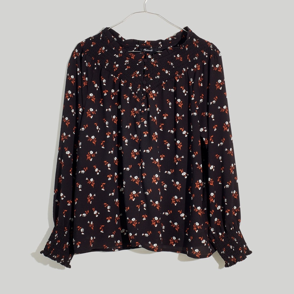 Madewell Smockneck Top in Tossed Floral NG944 - Black - XS